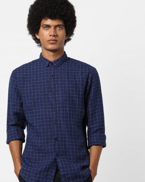 Levi's Checked Slim Fit Shirt Shop classic and modern Levi's Men’s shirts crafted