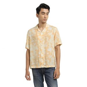 Levis Men Relaxed Fit Fit Floral Print Spread Collar Casual Shirt