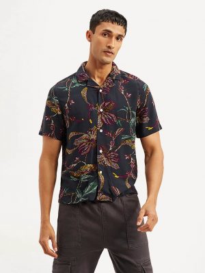 Levis Men's Resort Collar Floral Relaxed Fit Camp Shirt