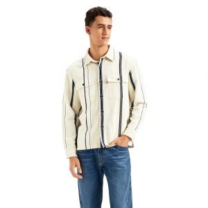 Levi's Men's Shirt crafted with premium fabrics and iconic style perfect for casual or smart-casual looks.