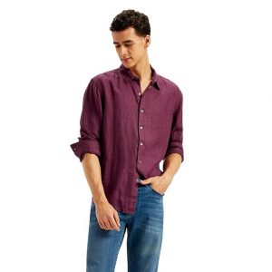 Levi's Men's Shirt premium fabrics and iconic style perfect for casual or smart-casual looks.