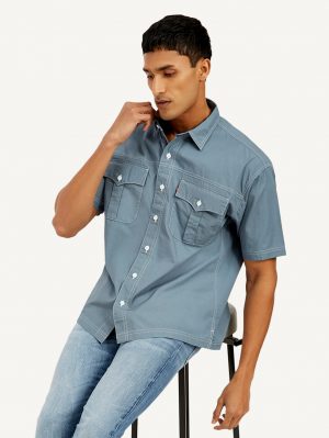 Levis Men's Solid Relaxed Fit Utility Shirt