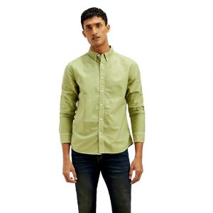 Levi's Men's Solid Slim Fit Shirt