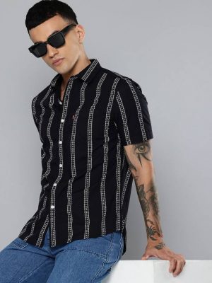 Levis Pure Cotton Slim Fit Floral Opaque Printed Casual Shirt