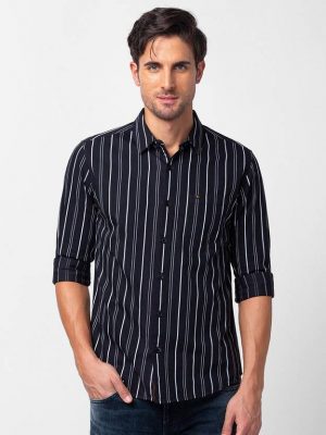 Spykar Men Slim Fit Striped Spread Collar Casual Shirt