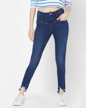 Spykar Women Lightly Washed Distressed Skinny Fit Jeans