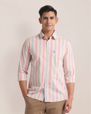 U.S. POLO ASSN.Men Striped Tailored Fit Shirt with Patch Pocket